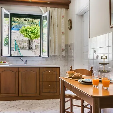 Voula Myrtos شقة *